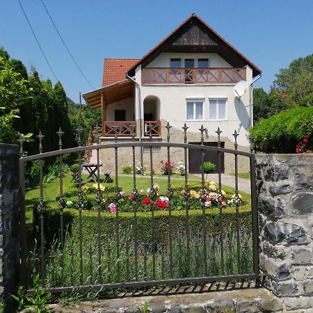 Apartament Kaman Nyaralo Badacsonytomaj Zewnętrze zdjęcie