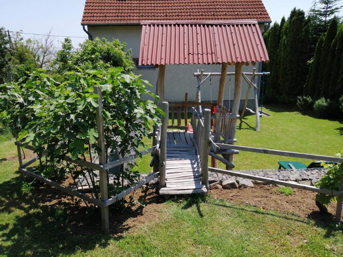 Apartament Kaman Nyaralo Badacsonytomaj Zewnętrze zdjęcie