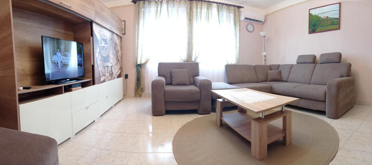 Apartament Kaman Nyaralo Badacsonytomaj Zewnętrze zdjęcie